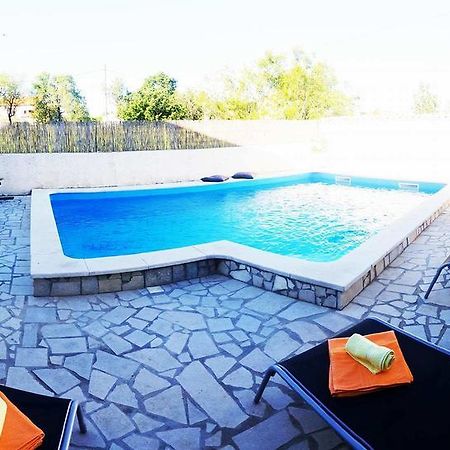 Guest House Ilic Loborika Bagian luar foto