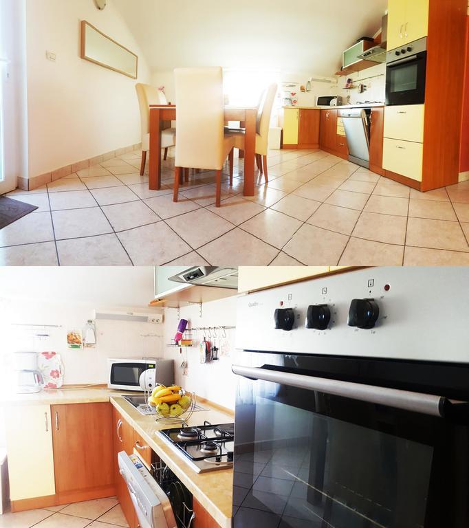 Guest House Ilic Loborika Bagian luar foto